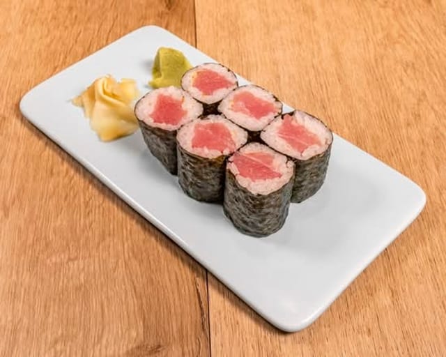 Spicy Tuna Roll.