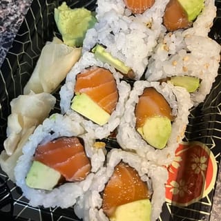 Salmon Avocado Roll